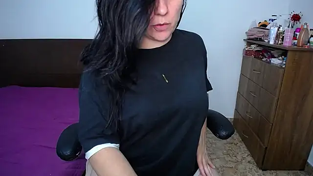 alexa milsf online show from April 16, 2026, 2:12 am