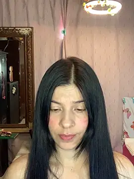 Snapshot of Estefani_32 chatting on February 26, 2026, 1:55 pm Estefani 32 online show from February 26, 2026, 1:55 pm