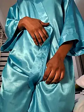 choco petite online show from September 21, 2025, 11:26 am