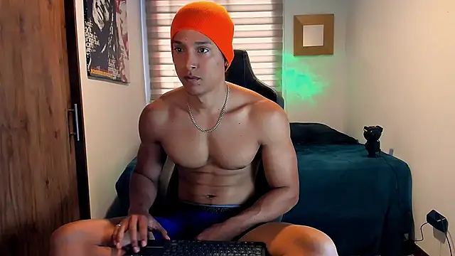 Snapshot of Liam_V chatting on January 25, 2025, 1:41 pm Liam V online show from January 25, 2025, 1:41 pm