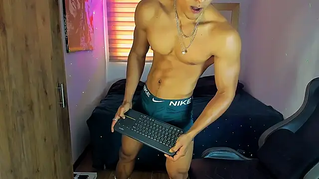 Snapshot of Liam_V chatting on February 15, 2025, 1:16 pm Liam V online show from February 15, 2025, 1:16 pm