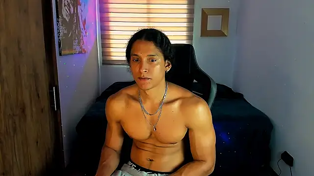 Snapshot of Liam_V chatting on February 10, 2025, 4:36 pm Liam V online show from February 10, 2025, 4:36 pm