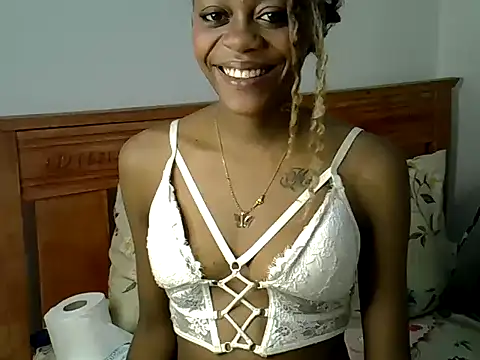 purplescarlet online show from January 13, 2026, 5:39 pm