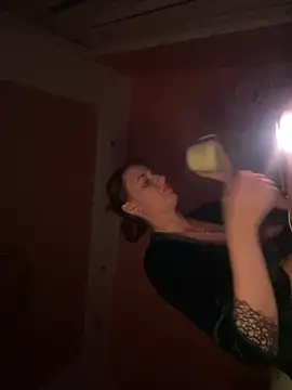 Snapshot of Flossy_Vettie chatting on March 16, 2026, 12:51 am Flossy Vettie online show from March 16, 2026, 12:51 am