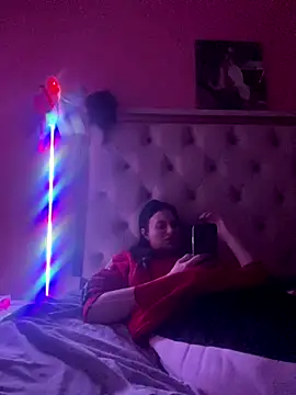 Flossy Vettie online show from November 30, 2025, 6:30 pm