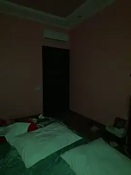 Snapshot of Flossy_Vettie chatting on April 3, 2026, 3:24 am Flossy Vettie online show from April 3, 2026, 3:24 am