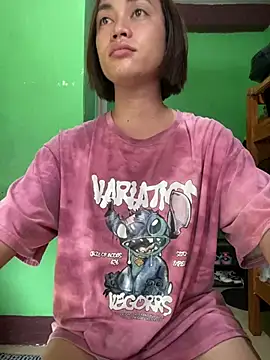 Snapshot of Ms_Nics chatting on December 12, 2024, 3:32 am Ms Nics online show from December 12, 2024, 3:32 am