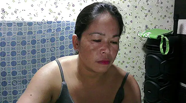 Snapshot of yummytitsxxx168 chatting on February 23, 2025, 3:45 am yummytitsxxx168 online show from February 23, 2025, 3:45 am