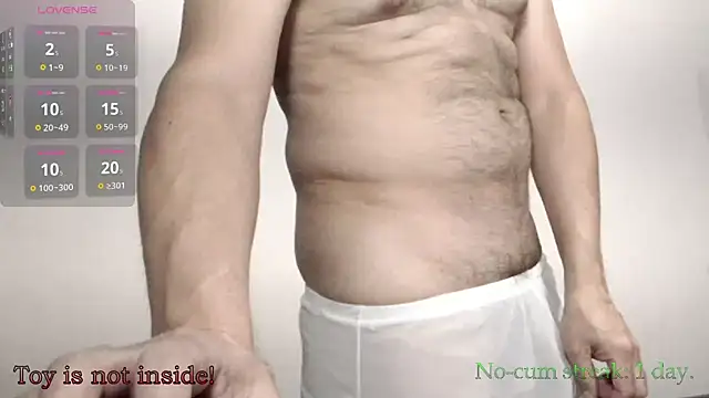 Snapshot of hxmisterh chatting on February 16, 2026, 2:10 am hxmisterh online show from February 16, 2026, 2:10 am