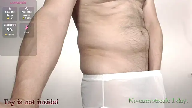 Snapshot of hxmisterh chatting on February 12, 2026, 6:40 pm hxmisterh online show from February 12, 2026, 6:40 pm