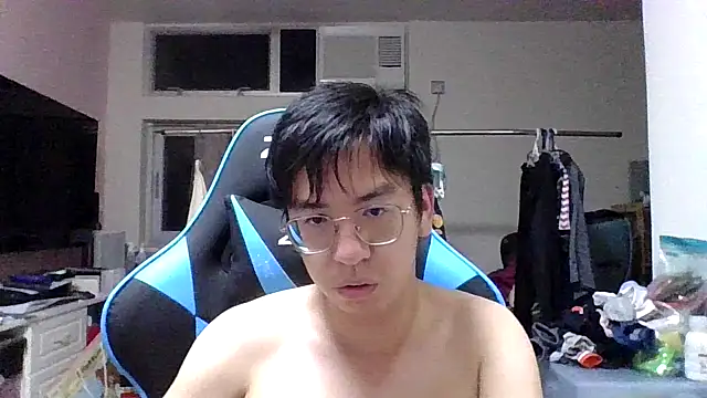 Snapshot of charlie_xdd chatting on March 13, 2025, 11:51 am charlie xdd online show from March 13, 2025, 11:51 am