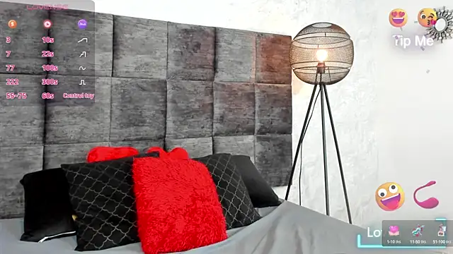 Snapshot of SusanRodriguez_ chatting on February 26, 2025, 8:36 pm SusanRodriguez online show from February 26, 2025, 8:36 pm