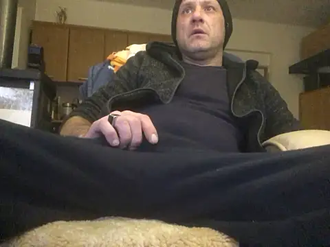 Snapshot of translove chatting on January 27, 2025, 3:47 am translove online show from January 27, 2025, 3:47 am