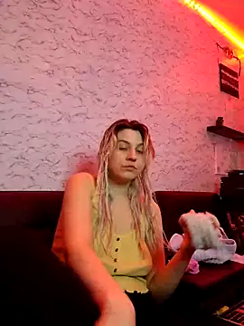 ScarletCallings420 online show from March 29, 2026, 12:29 pm