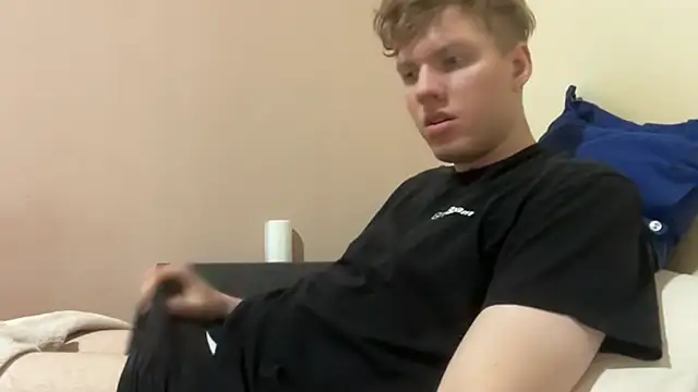 sexybooii6968 online show from November 1, 2025, 3:50 pm