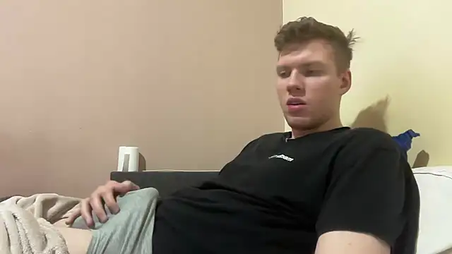 Snapshot of sexybooii6968 chatting on January 16, 2026, 4:11 pm sexybooii6968 online show from January 16, 2026, 4:11 pm