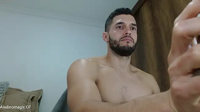 Noah jhonsonn online show from February 19, 2026, 5:32 pm