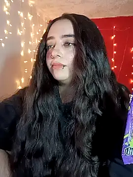 IvonneT online show from December 2, 2024, 5:54 am