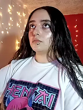 IvonneT online show from December 12, 2024, 10:52 pm