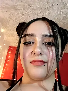 IvonneT online show from February 2, 2025, 11:11 pm