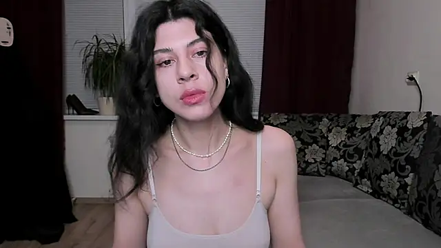 MolagAnna online show from February 8, 2025, 9:57 pm