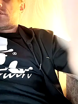 Snapshot of ZupaSerowa chatting on September 30, 2025, 8:59 pm ZupaSerowa online show from September 30, 2025, 8:59 pm