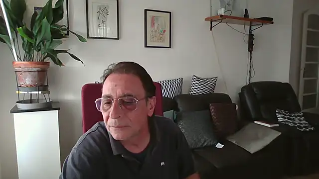 HETEREOMAN online show from October 19, 2025, 4:10 pm