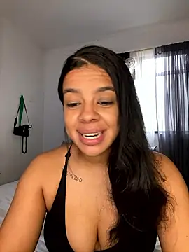 Snapshot of trianawhite chatting on January 17, 2026, 3:15 pm trianawhite online show from January 17, 2026, 3:15 pm