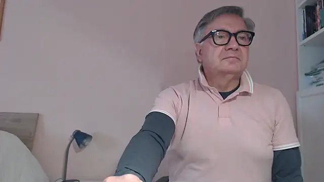 YOU6me online show from February 4, 2026, 11:16 am