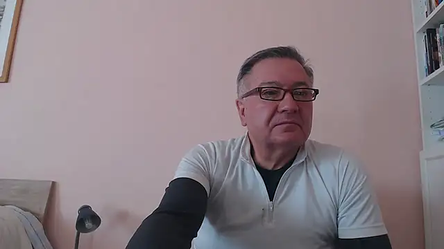 YOU6me online show from November 30, 2025, 8:48 am