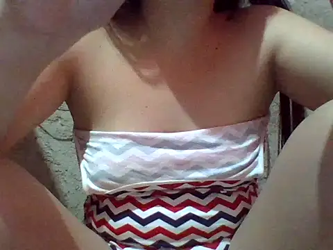 Beatrice143 online show from December 17, 2025, 12:37 am