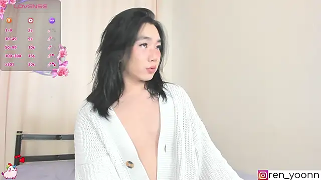 Snapshot of Ren_yoon chatting on January 25, 2025, 10:08 am Ren yoon online show from January 25, 2025, 10:08 am