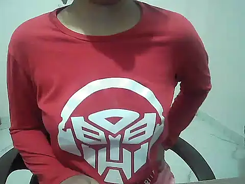 Snapshot of Bold-Radhika chatting on December 20, 2024, 6:45 pm Bold-Radhika online show from December 20, 2024, 6:45 pm