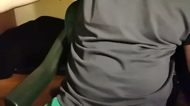 Lucas1andOnly4Girl online show from December 14, 2025, 10:37 pm