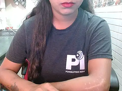 LovingPihu online show from March 6, 2026, 5:46 am