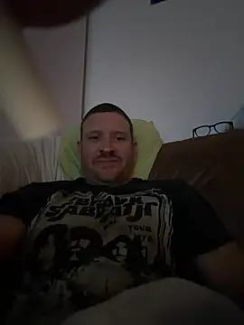 Snapshot of nesta233 chatting on March 28, 2026, 6:58 am nesta233 online show from March 28, 2026, 6:58 am