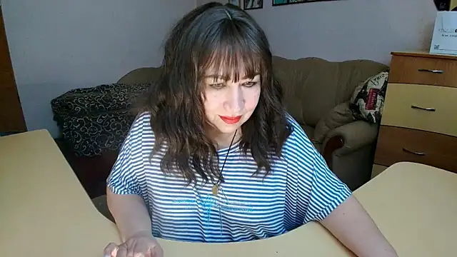 Lucretia Goldi  online show from February 20, 2026, 11:28 pm