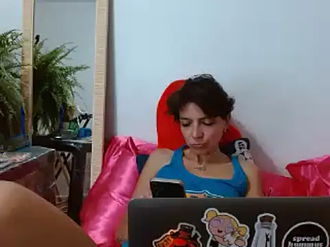 Snapshot of Labebe-rica chatting on April 15, 2026, 3:01 am Labebe-rica online show from April 15, 2026, 3:01 am