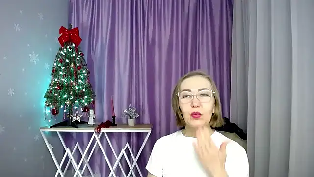 Snapshot of queen_a_n_i chatting on February 28, 2026, 8:03 am queen a n i online show from February 28, 2026, 8:03 am