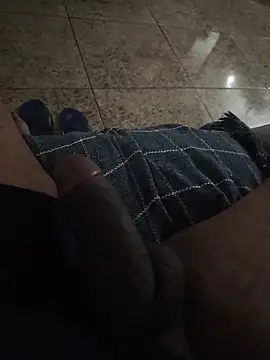 Snapshot of vini4016 chatting on October 10, 2025, 8:31 pm vini4016 online show from October 10, 2025, 8:31 pm