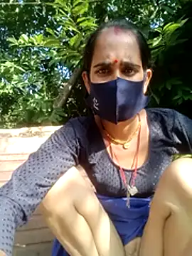 Mohni Das online show from November 2, 2025, 4:06 am