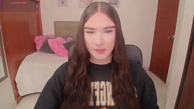 Snapshot of Miley_Baker chatting on February 28, 2026, 2:28 pm Miley Baker online show from February 28, 2026, 2:28 pm