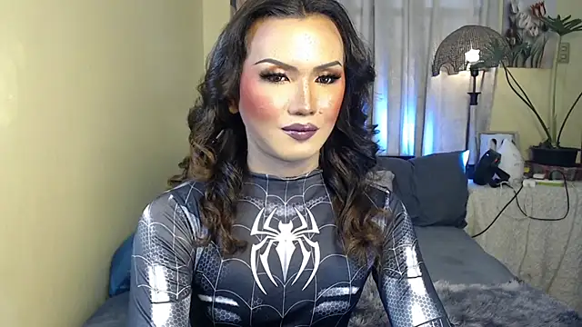 beatrice 21 online show from November 1, 2025, 1:34 am