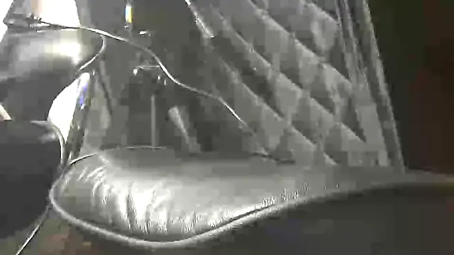 Snapshot of TheHellBilly chatting on October 3, 2025, 11:17 pm TheHellBilly online show from October 3, 2025, 11:17 pm