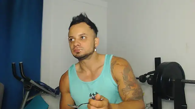 JacobJamess online show from November 11, 2025, 1:33 am