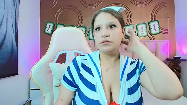 Snapshot of valeriaa19 chatting on July 18, 2026, 6:00 am valeriaa19 online show from July 18, 2026, 6:00 am