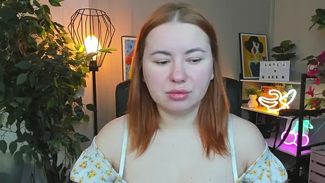 LAYLAxSTAR online show from February 9, 2026, 7:17 am