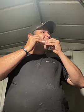 Snapshot of Rx7hvn chatting on December 2, 2024, 10:03 am Rx7hvn online show from December 2, 2024, 10:03 am