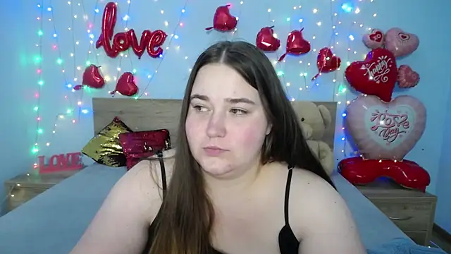 Snapshot of XX_Daniella_XX chatting on February 5, 2025, 4:16 am XX Daniella XX online show from February 5, 2025, 4:16 am