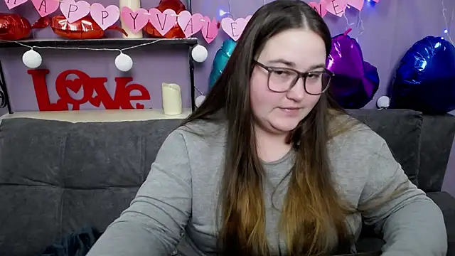 Snapshot of XX_Daniella_XX chatting on February 12, 2025, 1:27 pm XX Daniella XX online show from February 12, 2025, 1:27 pm